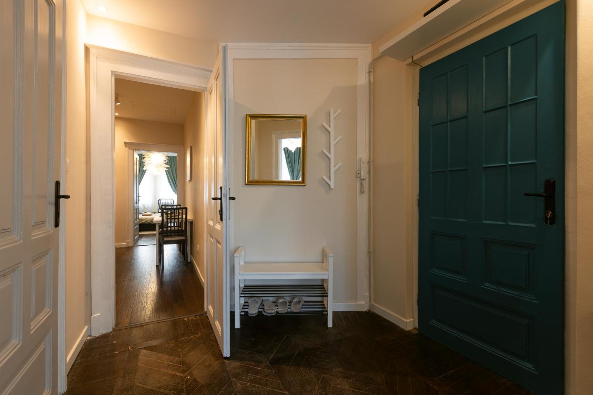 Central Charm - 2Br Apartment 티미쇼아라 외부 사진